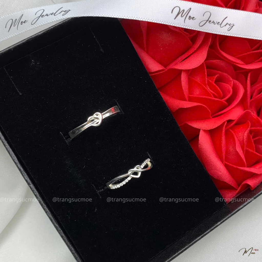 Eternal Knot Heart Couple Ring