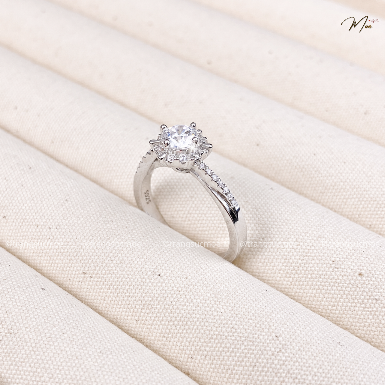 Crystal Diagonal Women's Ring – S925 Silver