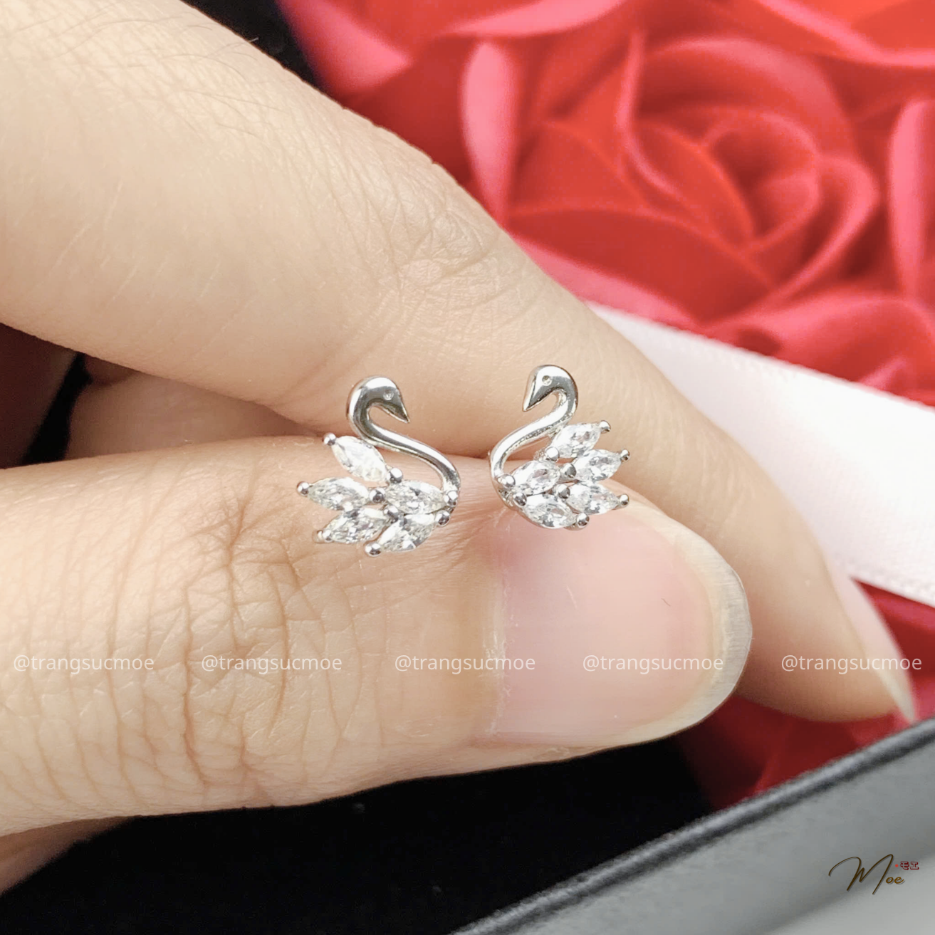 Crystal Swan Earrings – S925 Silver
