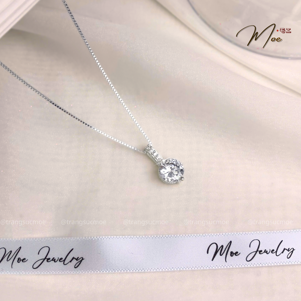 Luxury Crystal Solitaire Necklace – S925 Silver with Premium CZ Crystal
