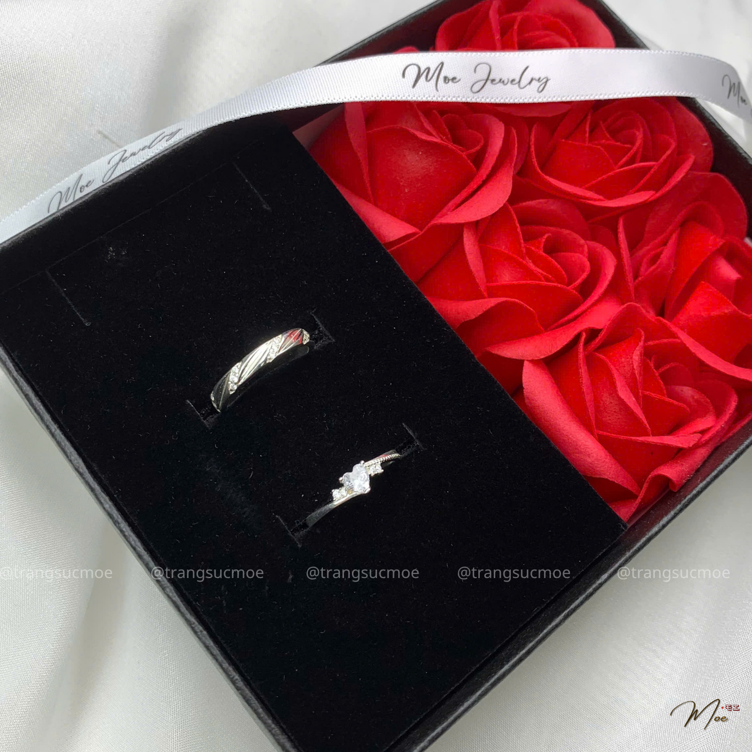 Happy Crystal Heart Couple Ring