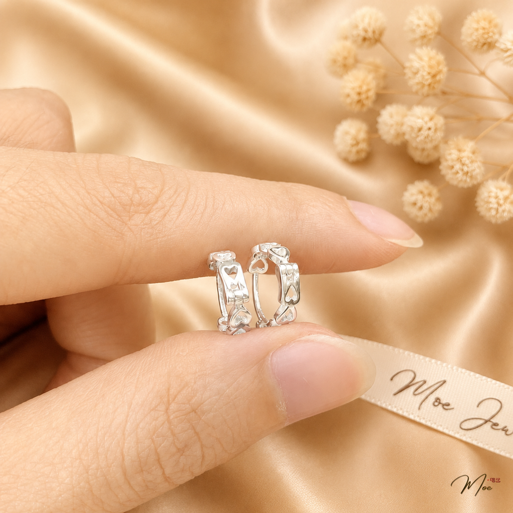 Dainty Heart Cartilage Earring – S925 Silver