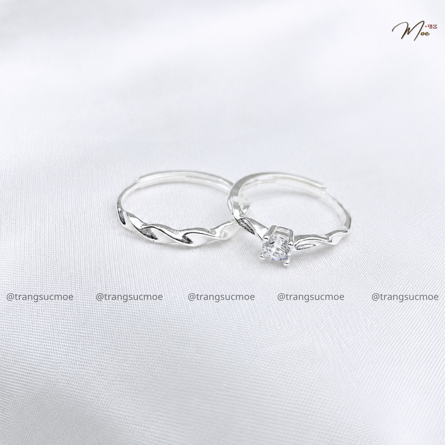 Crystal Twisted Couple Ring