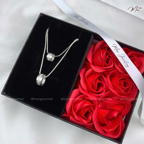 Crystal Cylinder Pendant Couple Necklace