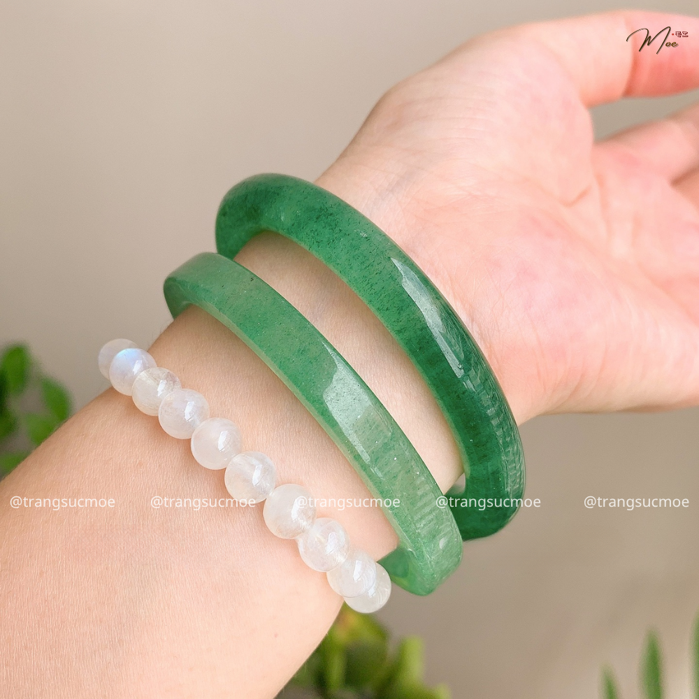 Green Strawberry Quartz Gemstone Bracelet